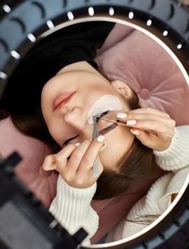 Eyelash Lifting